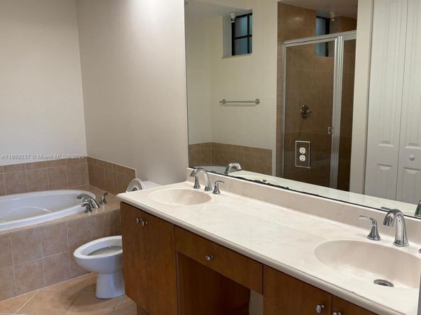2900 NW 125th Ave 3210, Sunrise FL 33323