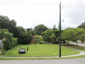 12790 NE 10 Ave, North Miami FL 33161
