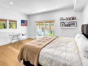 7150 W Lago Dr, Coral Gables FL 33143