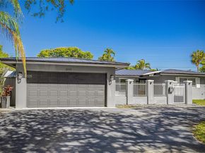 2121 NE 62nd St, Fort Lauderdale FL 33308