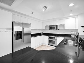 15051 Royal Oaks Ln 1605, North Miami FL 33181