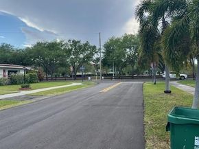 9380 SW 179th Ter, Palmetto Bay FL 33157