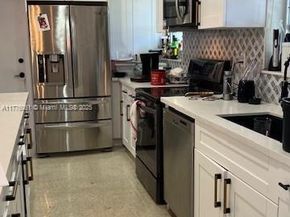 9380 SW 179th Ter, Palmetto Bay FL 33157