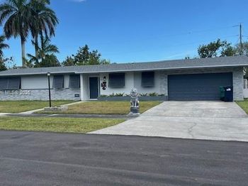 9380 SW 179th Ter