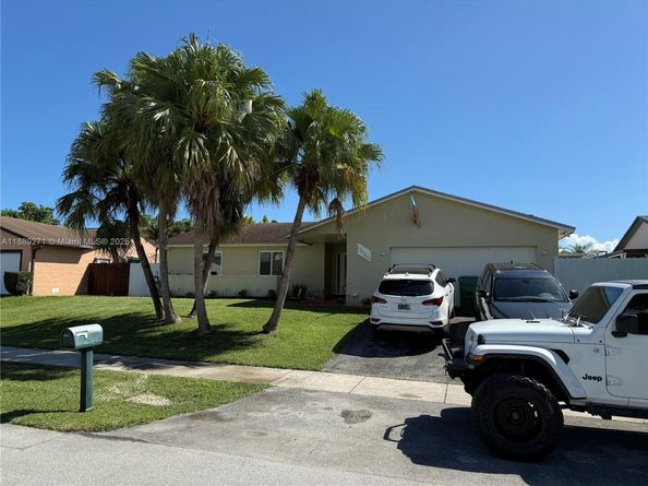 13060 SW 263rd Ter, Homestead FL 33032