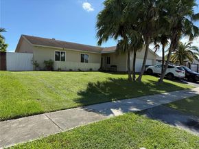 13060 SW 263rd Ter, Homestead FL 33032
