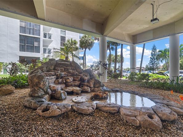 20515 E Country Club Dr 849, Aventura FL 33180