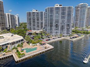 20515 E Country Club Dr 849, Aventura FL 33180