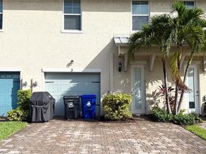 5110 Eucalyptus Dr 3, Hollywood FL 33021
