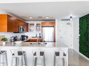 3250 NE 1st Ave 913, Miami FL 33137