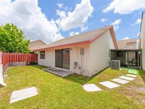 6908 SW 104th Ct, Miami FL 33173