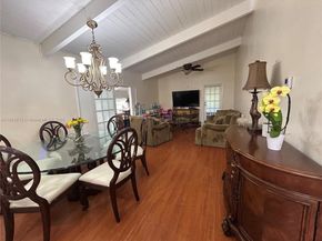 121 Briarwood Cir 15, Hollywood FL 33024