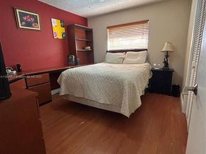 121 Briarwood Cir 15, Hollywood FL 33024