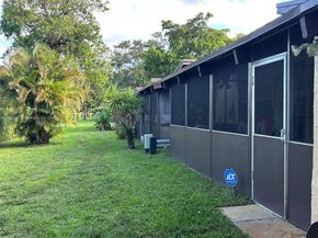 121 Briarwood Cir 15, Hollywood FL 33024