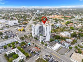 1 Glen Royal Pkwy 1207, Miami FL 33125