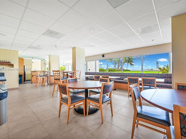 2100 S Ocean Dr 3CD, Fort Lauderdale FL 33316