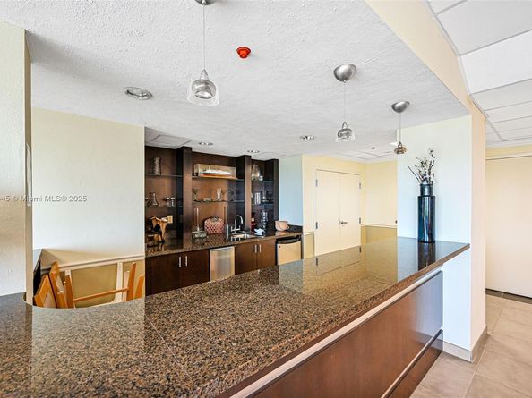 2100 S Ocean Dr 3CD, Fort Lauderdale FL 33316