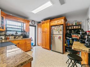 1136 NW 34th Ave, Miami FL 33125