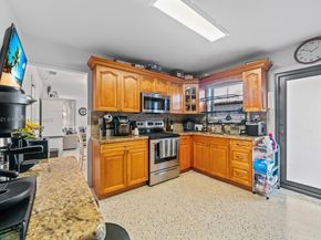 1136 NW 34th Ave, Miami FL 33125