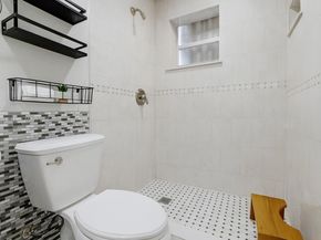 8930 NW 11th St, Pembroke Pines FL 33024