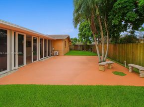 8930 NW 11th St, Pembroke Pines FL 33024