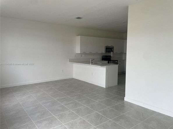 12612 NW 22nd Pl, Miami FL 33167