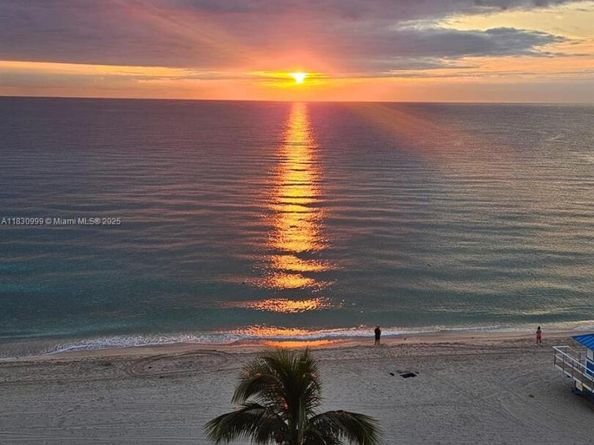 400 N Surf Rd 804, Hollywood FL 33019