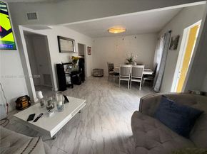 1041 NW 30th St, Miami FL 33127