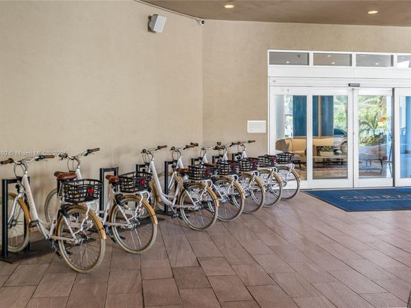 551 N Fort Lauderdale Beach Blvd R1909, Fort Lauderdale FL 33304