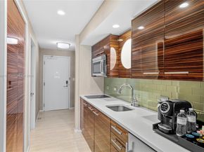 551 N Fort Lauderdale Beach Blvd R1909, Fort Lauderdale FL 33304