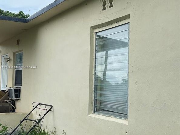 14955 Leisure Dr, Homestead FL 33033
