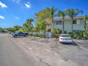 1423 Holly Heights Dr 18, Fort Lauderdale FL 33304