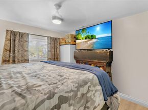 1423 Holly Heights Dr 18, Fort Lauderdale FL 33304