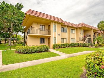 350 Lakeview Dr