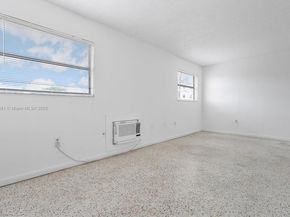 142 SW 18th Ave 35, Miami FL 33135