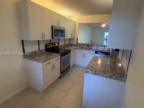 2071 Coral Ridge Dr N204, Coral Springs FL 33071