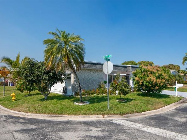 995 NW 74th Ave, Margate FL 33063