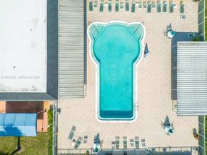 995 NW 74th Ave, Margate FL 33063