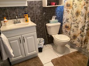 1760 NE 144th St, Miami FL 33181