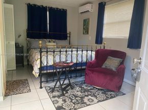 1760 NE 144th St, Miami FL 33181