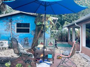 1760 NE 144th St, Miami FL 33181