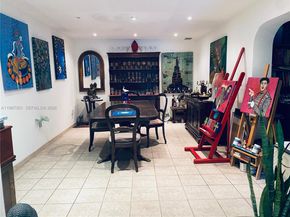 1760 NE 144th St, Miami FL 33181