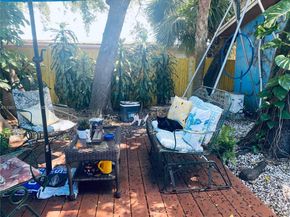 1760 NE 144th St, Miami FL 33181