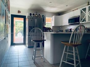 1760 NE 144th St, Miami FL 33181