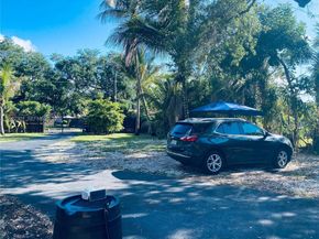 1760 NE 144th St, Miami FL 33181