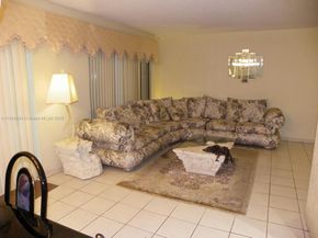 8749 SW 154th Cir Pl 4G, Miami FL 33193