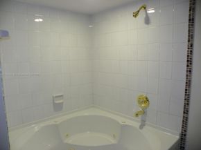 8749 SW 154th Cir Pl 4G, Miami FL 33193