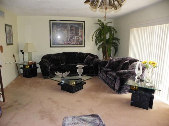 8749 SW 154th Cir Pl 4G, Miami FL 33193