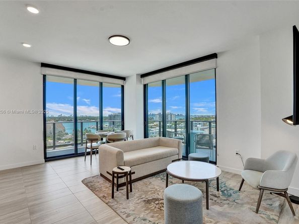 580 72nd St 810, Miami Beach FL 33141