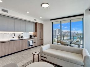 580 72nd St 810, Miami Beach FL 33141